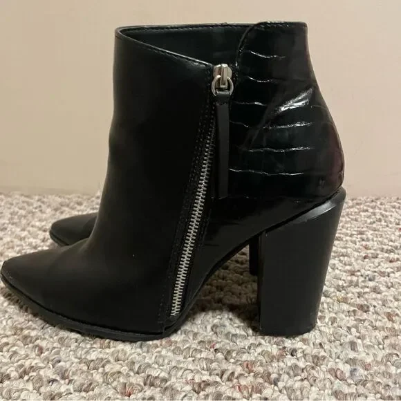 Faux Leather Ankle Moto Zipper Ankle Boot- Size 10 - Picture 5 of 10